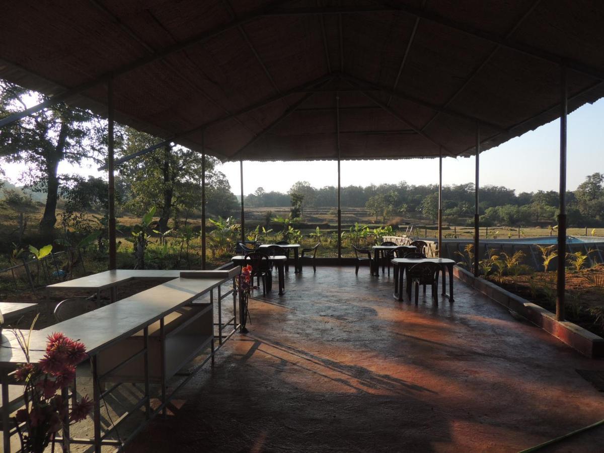 Dandeli Aura Apartment Ngoại thất bức ảnh
